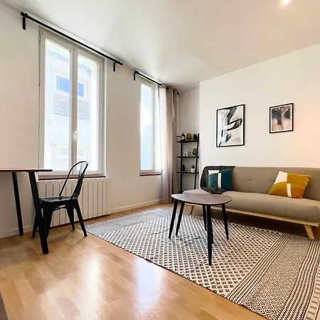 2 Personnes Hyper Centre Appartamento