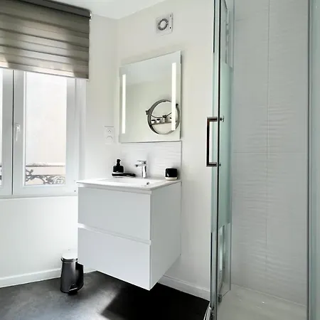 2 Personnes Hyper Centre *